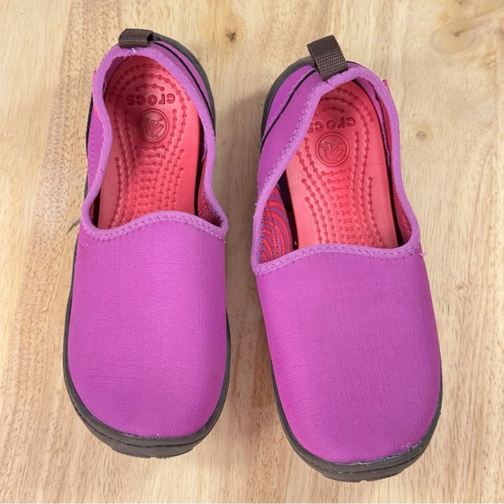 Crocs Busy Day Stretch Skimmer Slip On‎ Flat Pink Size 4 Women 2 Girls